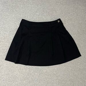 🕋 H&M Divided Mini Skirt~Women’s Sz XS~Black~A-Line~Pleated Detailing
